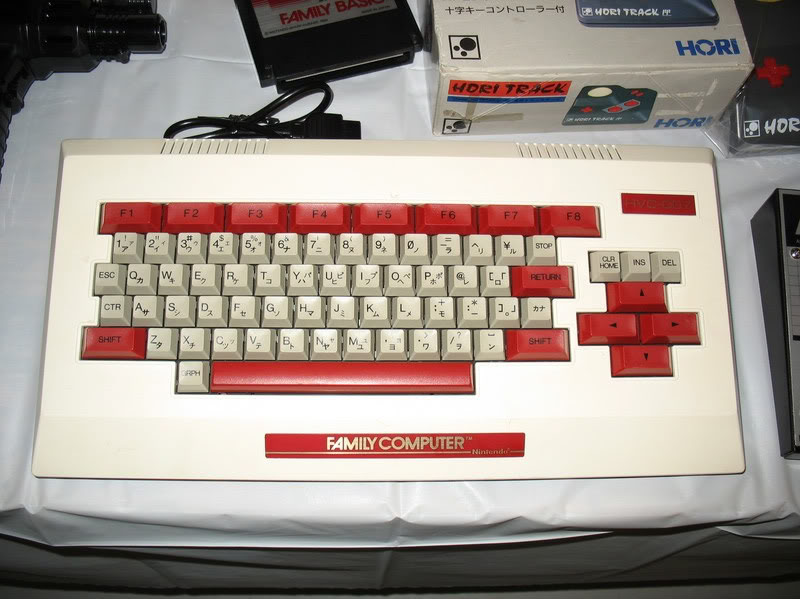 02famicom_keyboard.jpg