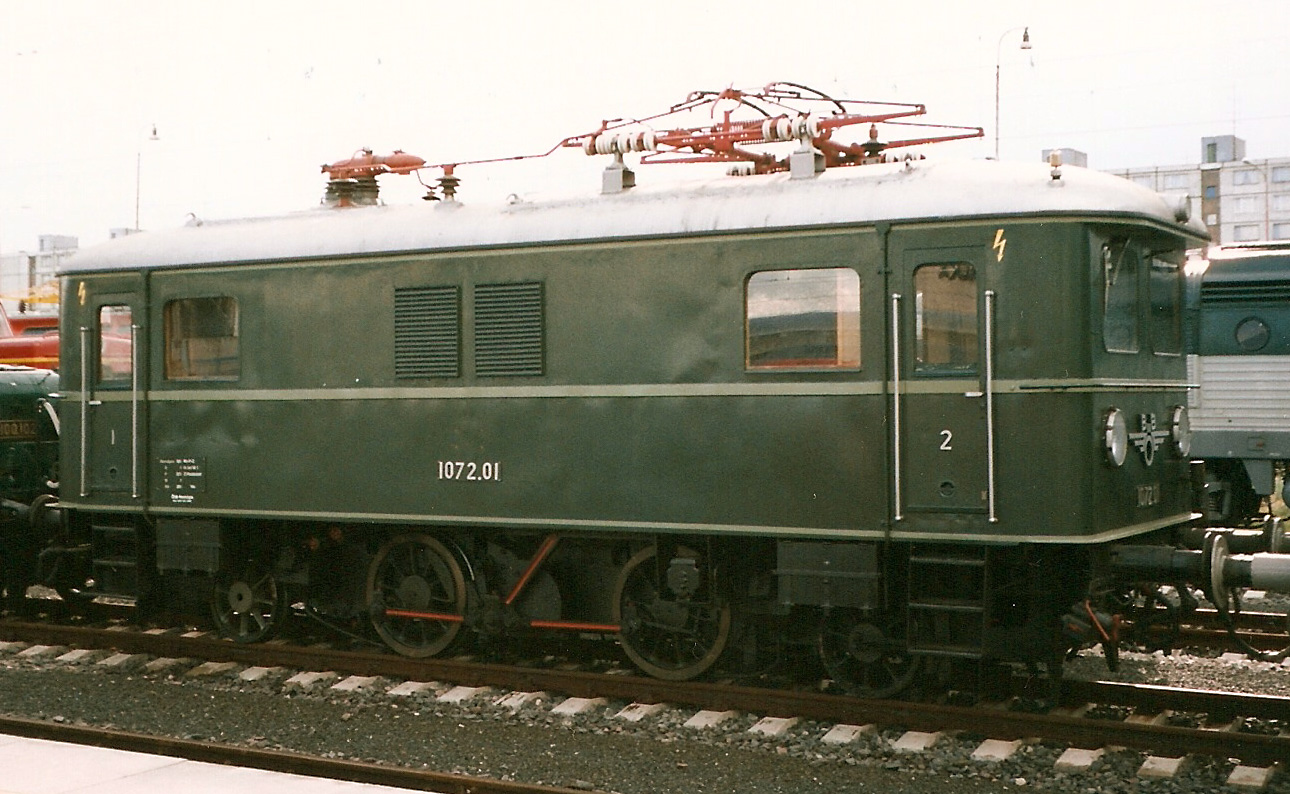 107201petrzalka1998b.jpg
