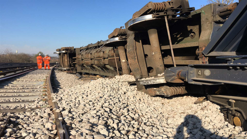 derailed.jpeg