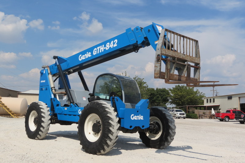 GENIE GTH-842 003.JPG