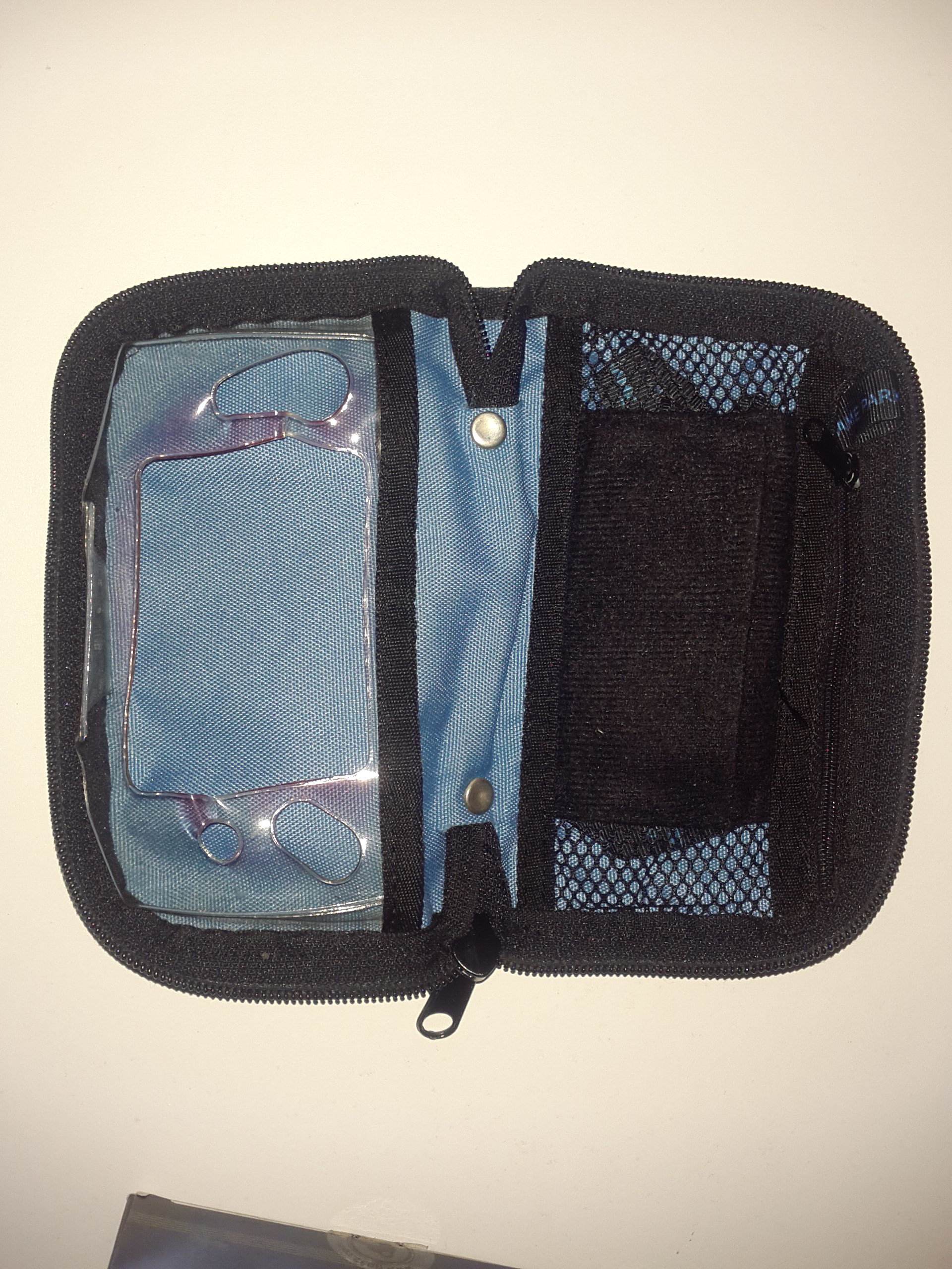 GP32 bag inside.jpg