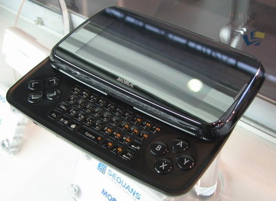 moblic-e7-gaming-mid-1.jpg