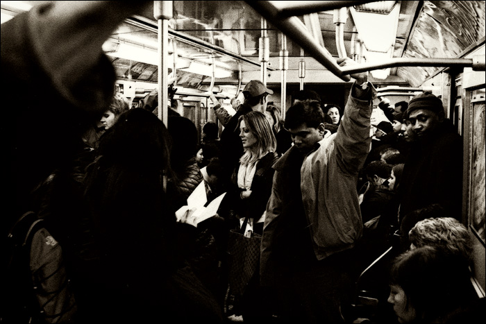subwaycrowd.jpg
