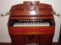 Footpropelled_organ.jpg