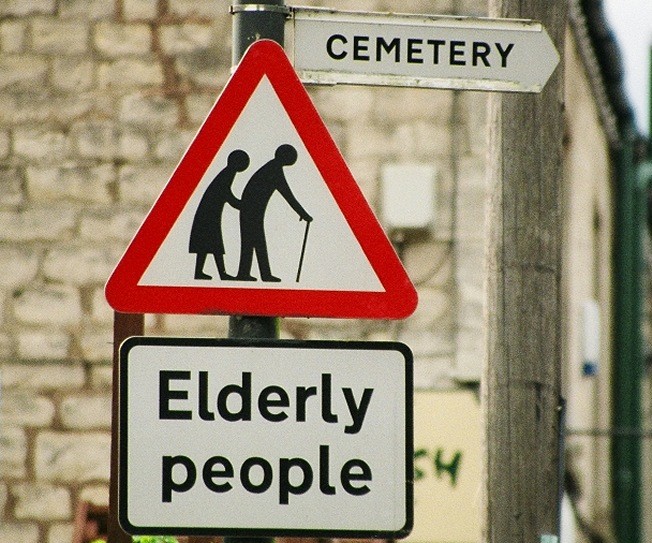 elderly+people+sign.jpg