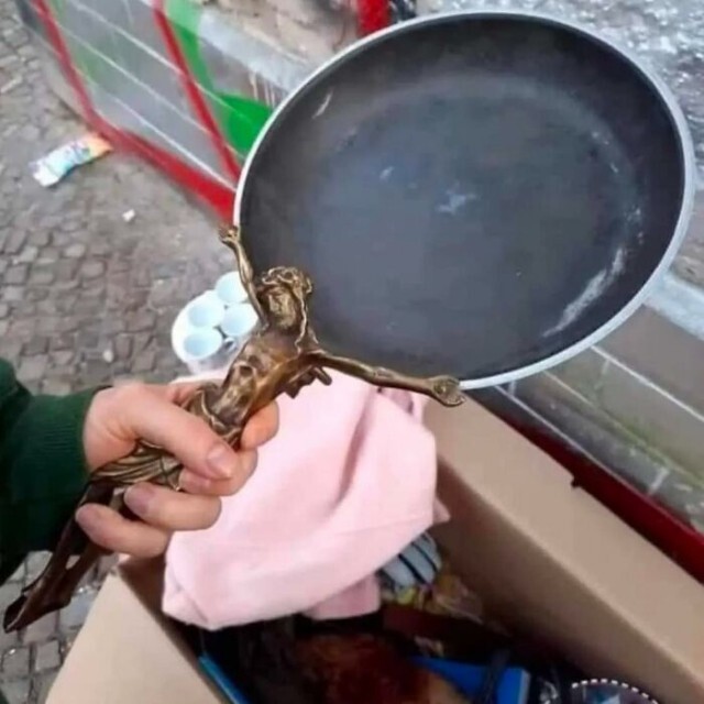 ji3aPCRL.jpg
