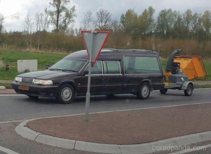 77RjOZYx.jpeg