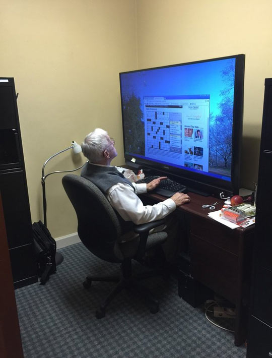 cool-_TV-grandfather-playing-games-computer.jpg